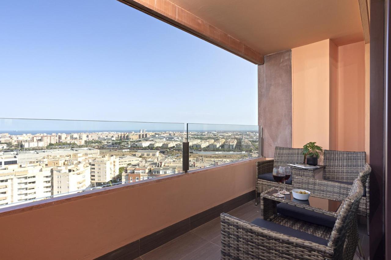 -Malagasunapts-Skygarden Teatinos Pool Playground Eksteriør bilde
