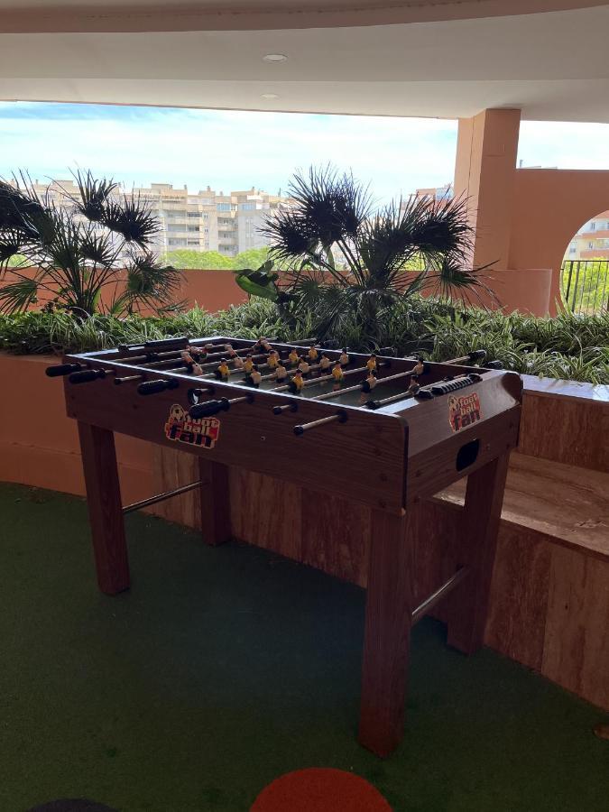 -Malagasunapts-Skygarden Teatinos Pool Playground Eksteriør bilde